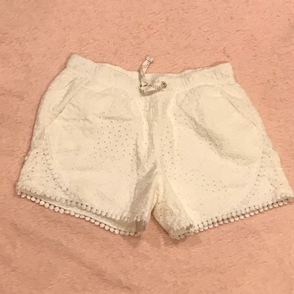 Cute white lace shorts